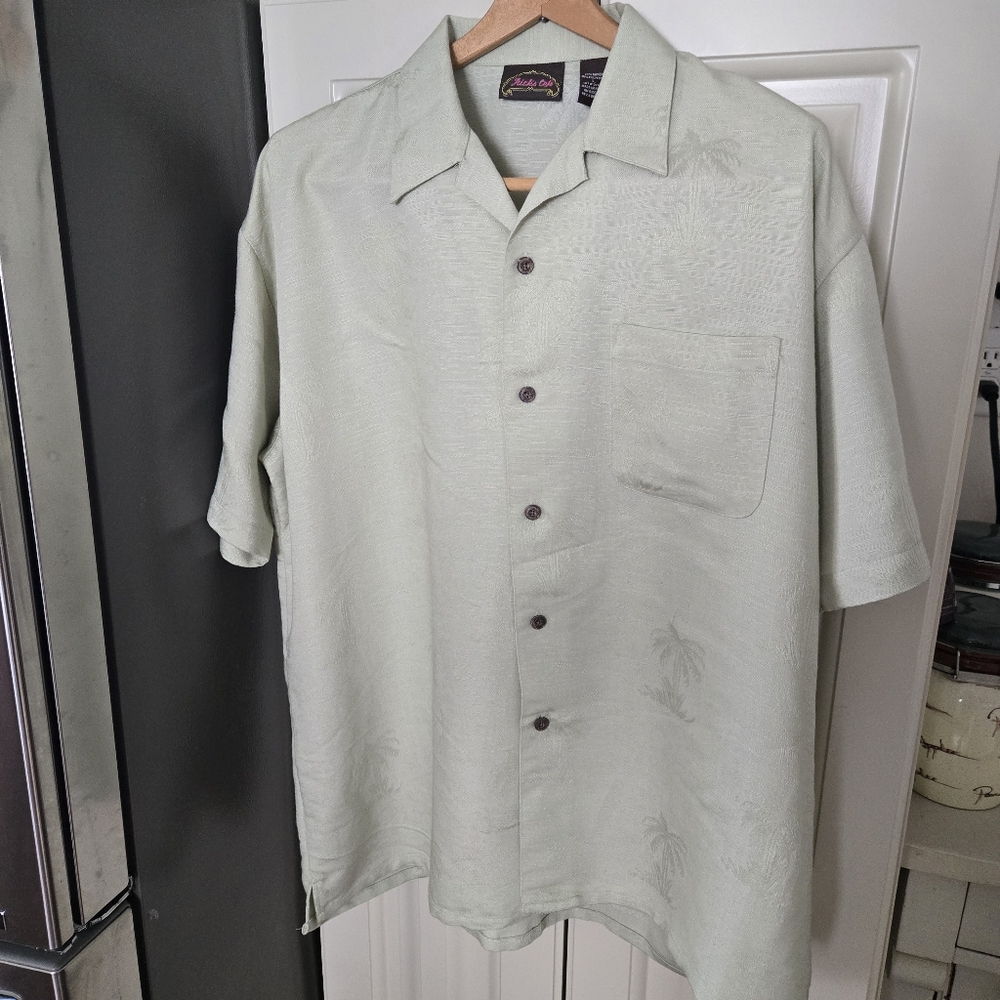 Rick's Cafe Casual Button Down Hawaiian Island Camp Shirt - Picture 7 of 7